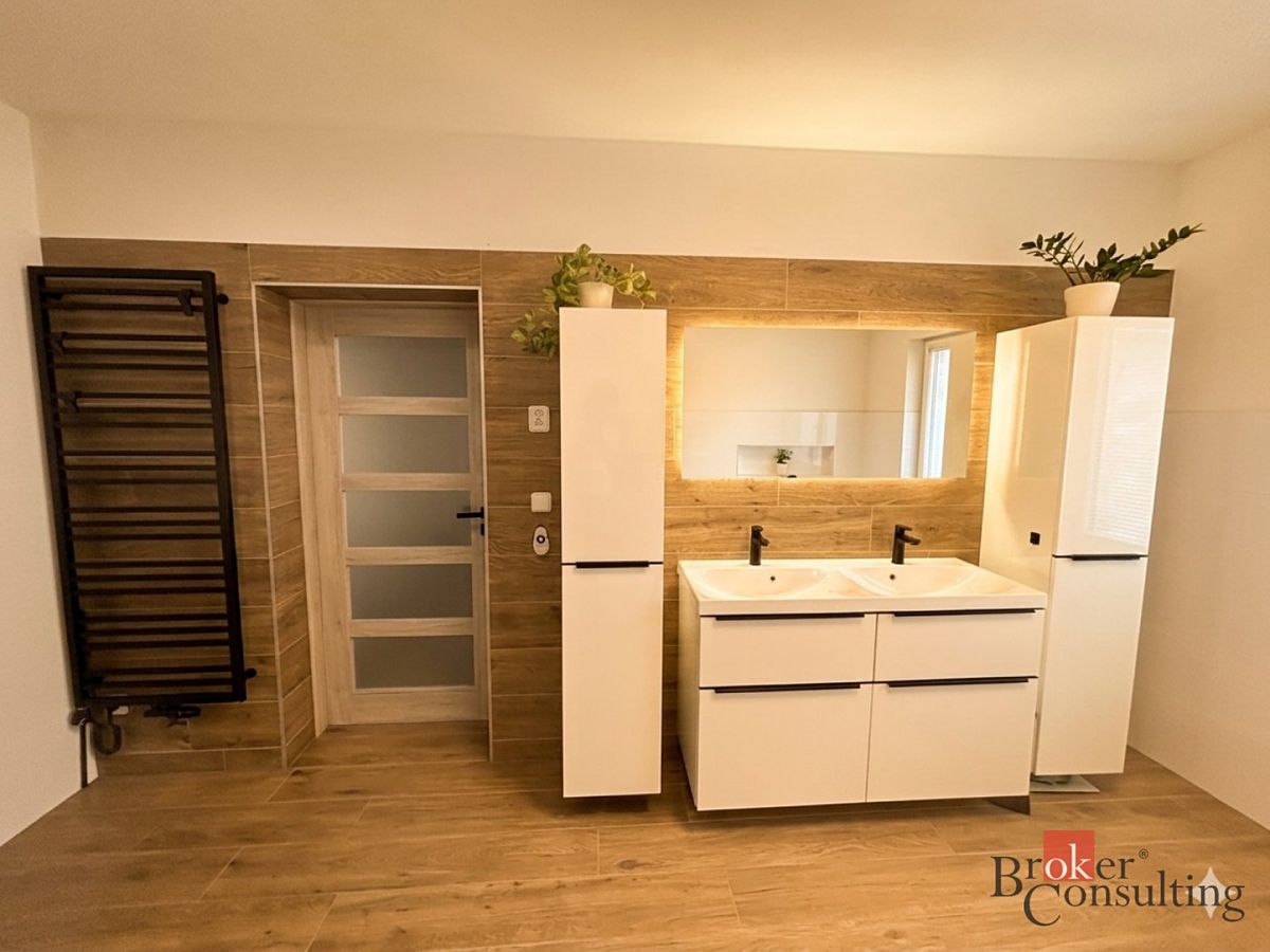 Prodej rodinného domu 150 m², pozemek 2230 m² – fotografie 4