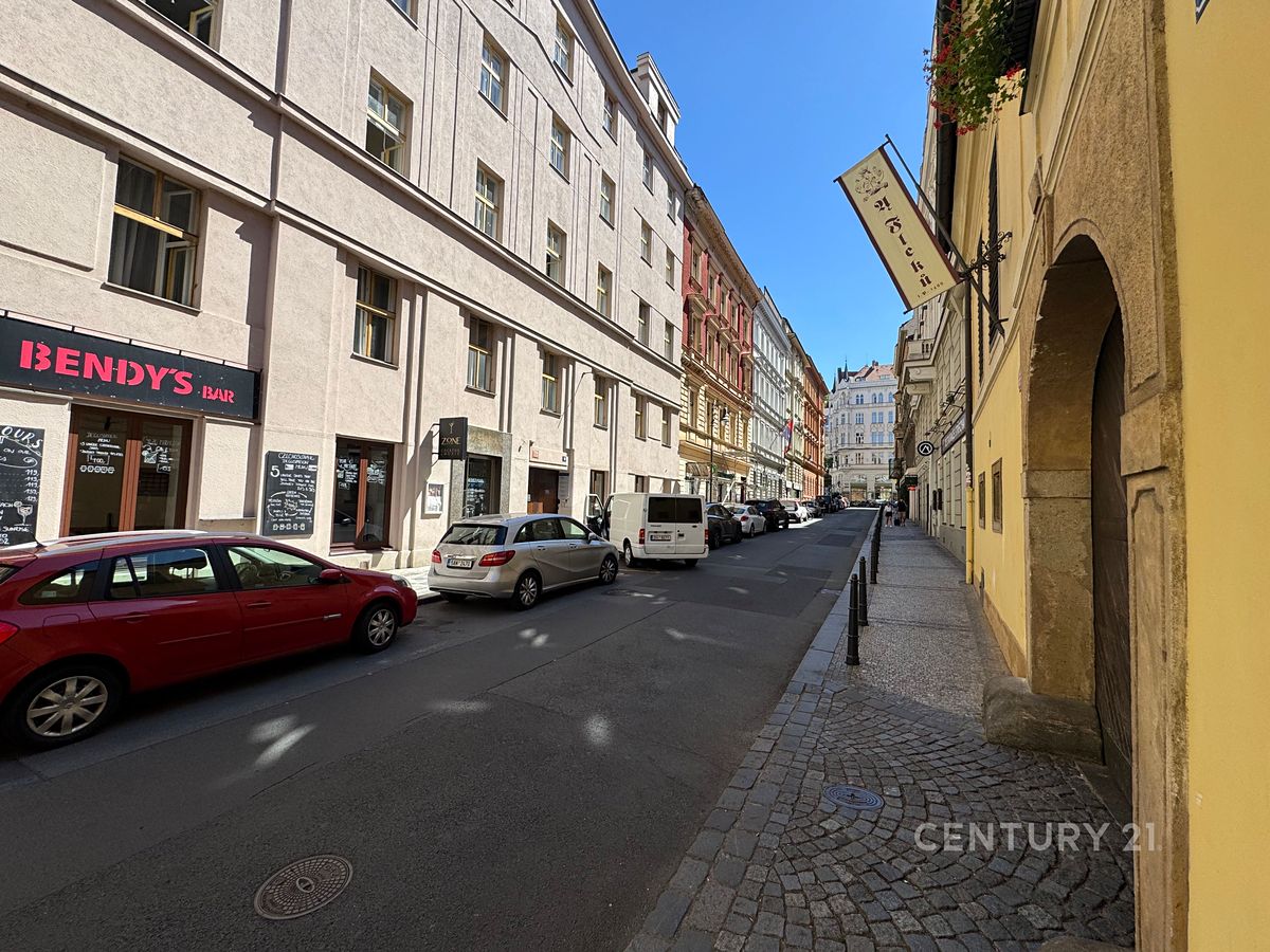 Pronájem bytu 2+kk 80 m²