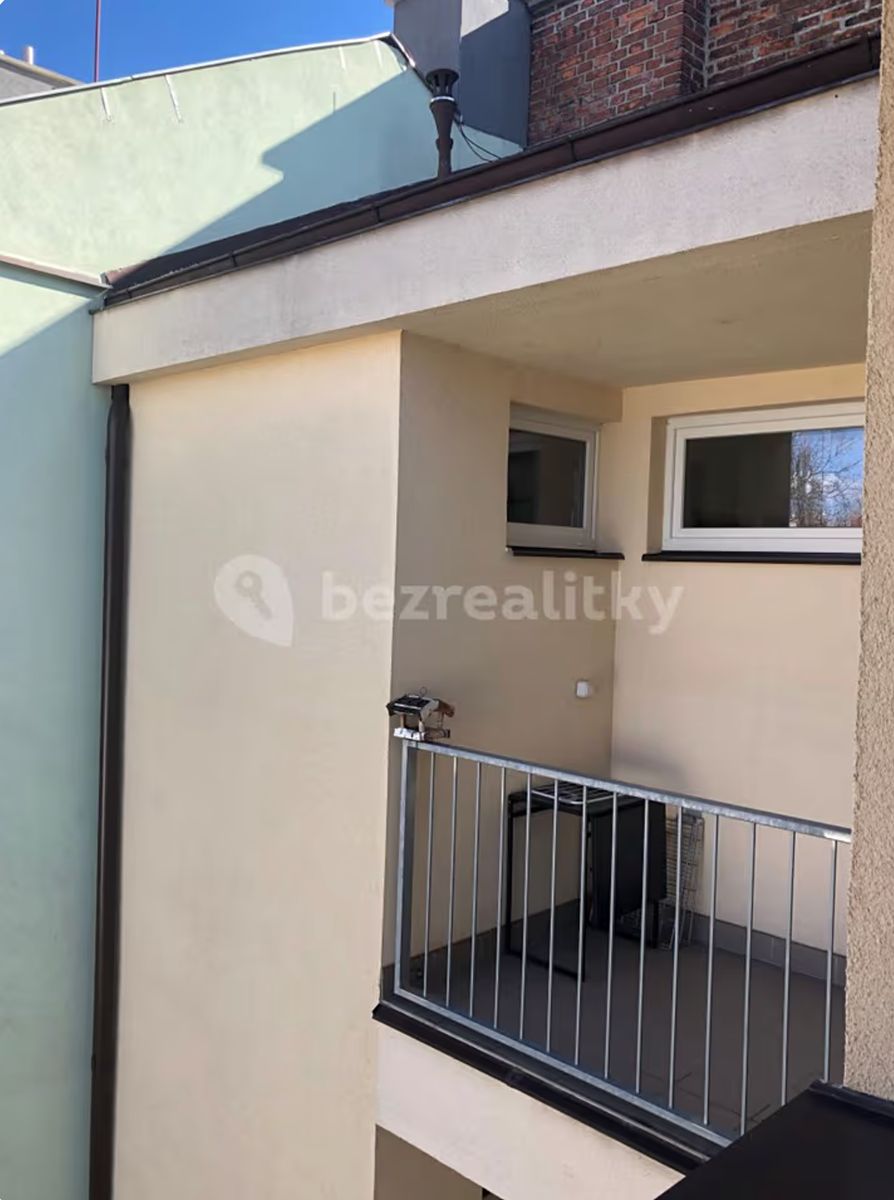 Pronájem bytu 3+1 101 m² – fotografie 3