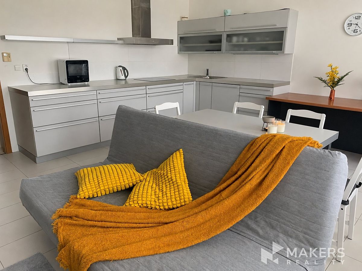 Pronájem bytu 3+kk 73 m²