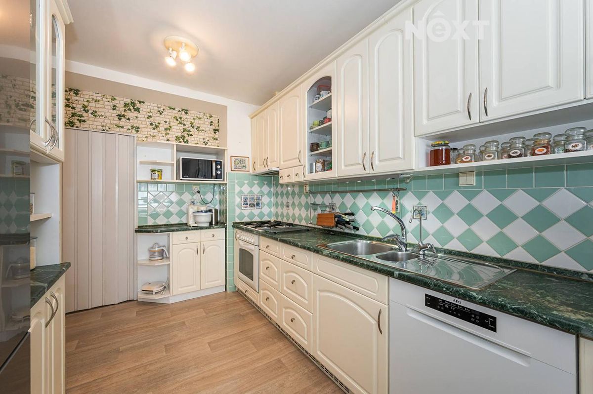 Prodej rodinného domu 162 m², pozemek 132 m² – fotografie 5