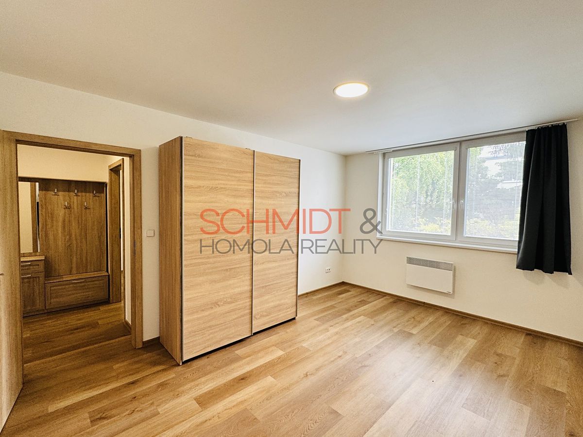 Pronájem bytu 3+1 72 m² – fotografie 3