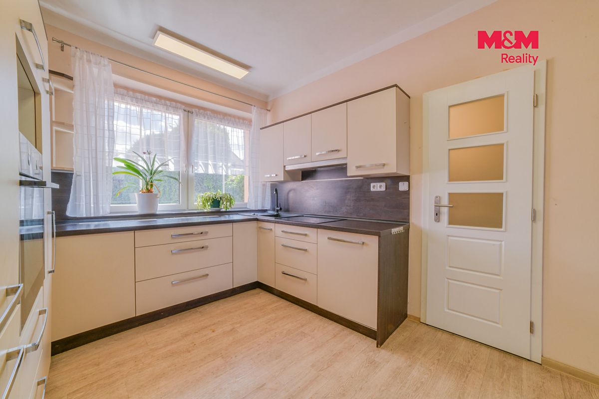 Prodej rodinného domu 123 m², pozemek 1262 m² – fotografie 5