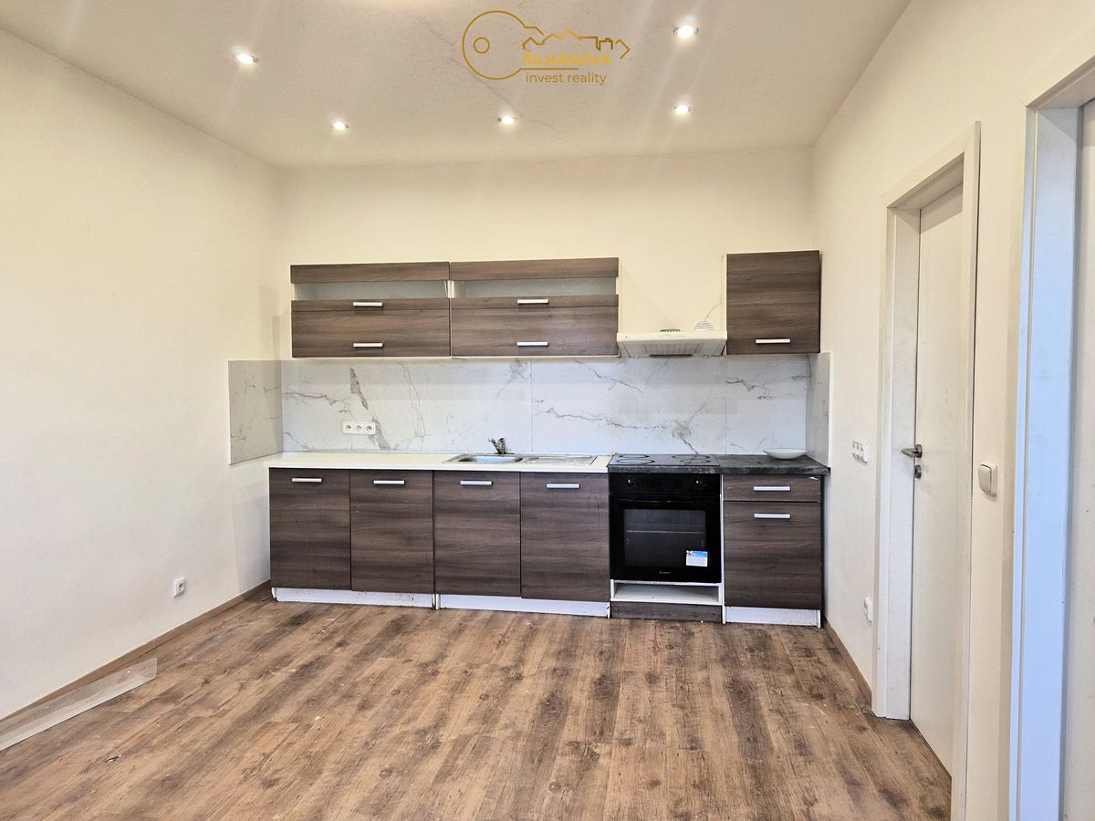 Pronájem bytu 3+kk 70 m²