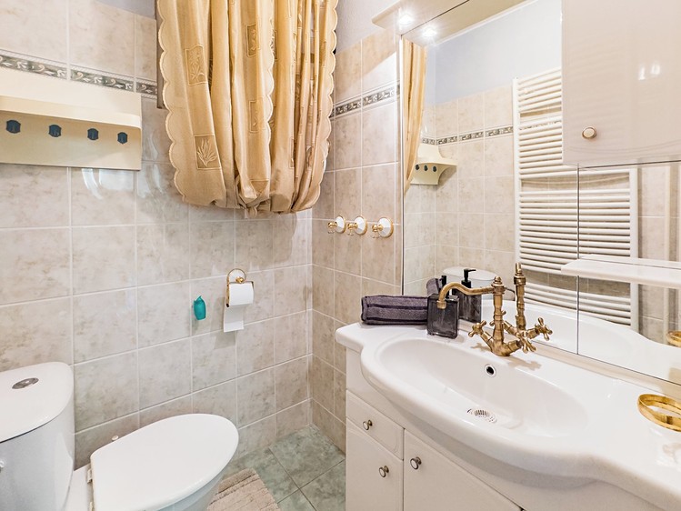 Будинок на продаж, 245 м² (11 з 46)