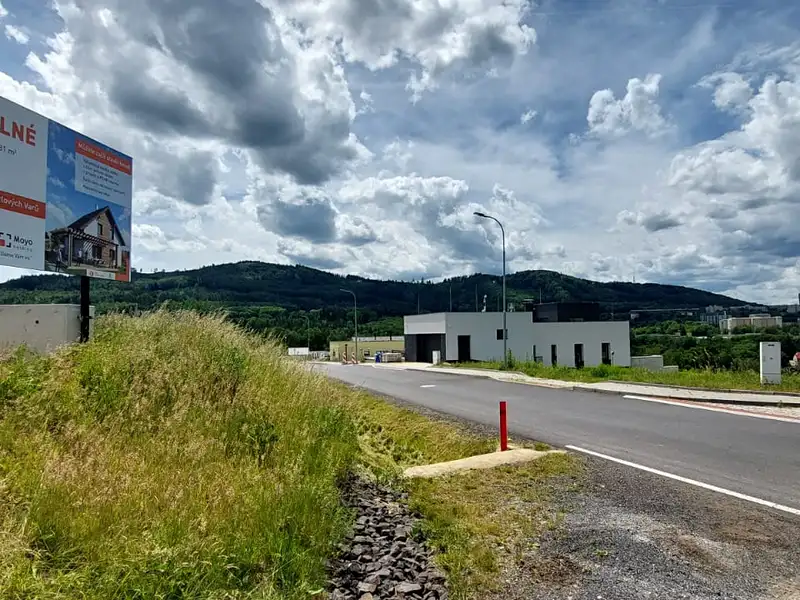 Prodej stavebního pozemku 842 m², Karlovy Vary – náhled fotky 2