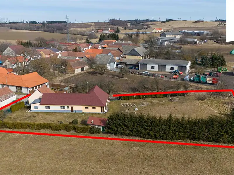 Prodej rodinného domu 91 m², pozemek 2612 m², Svojkovice – náhled fotky 3