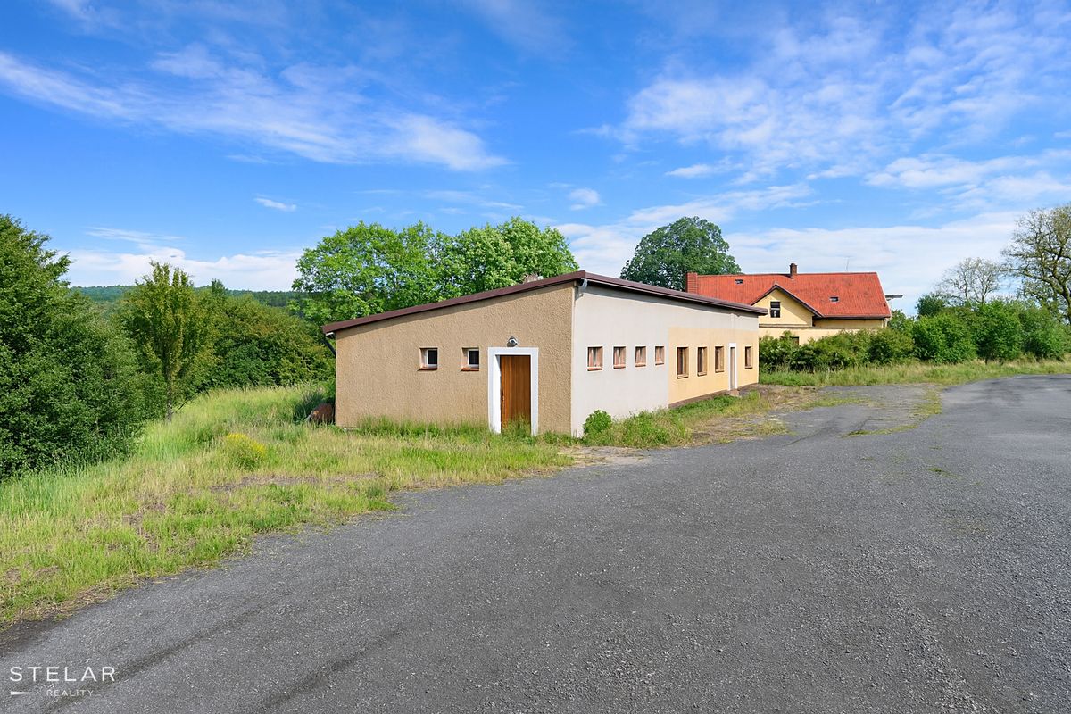 Prodej komerční nemovitosti 200 m²