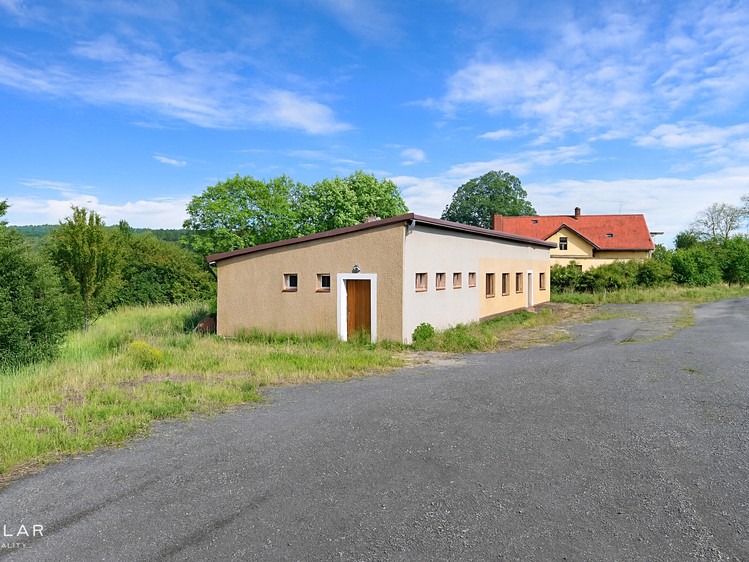 Комерційне приміщення на продаж, 200 м² (1 з 17)