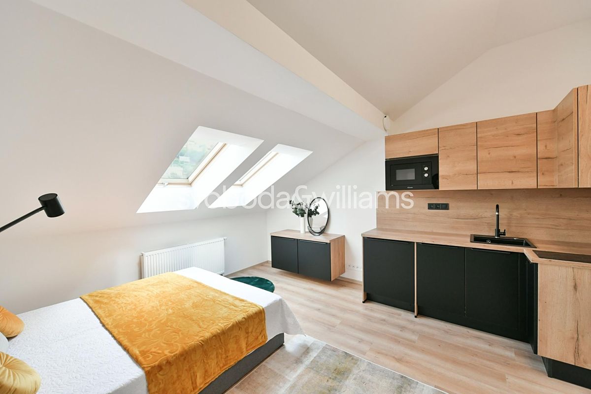 Pronájem bytu 1+kk 28 m²