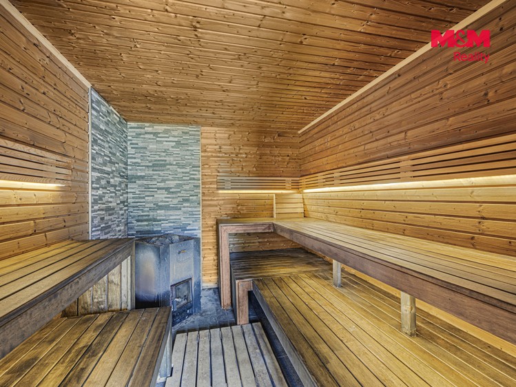 Prodej komerčního prostoru, 287 m² (12 z 30)