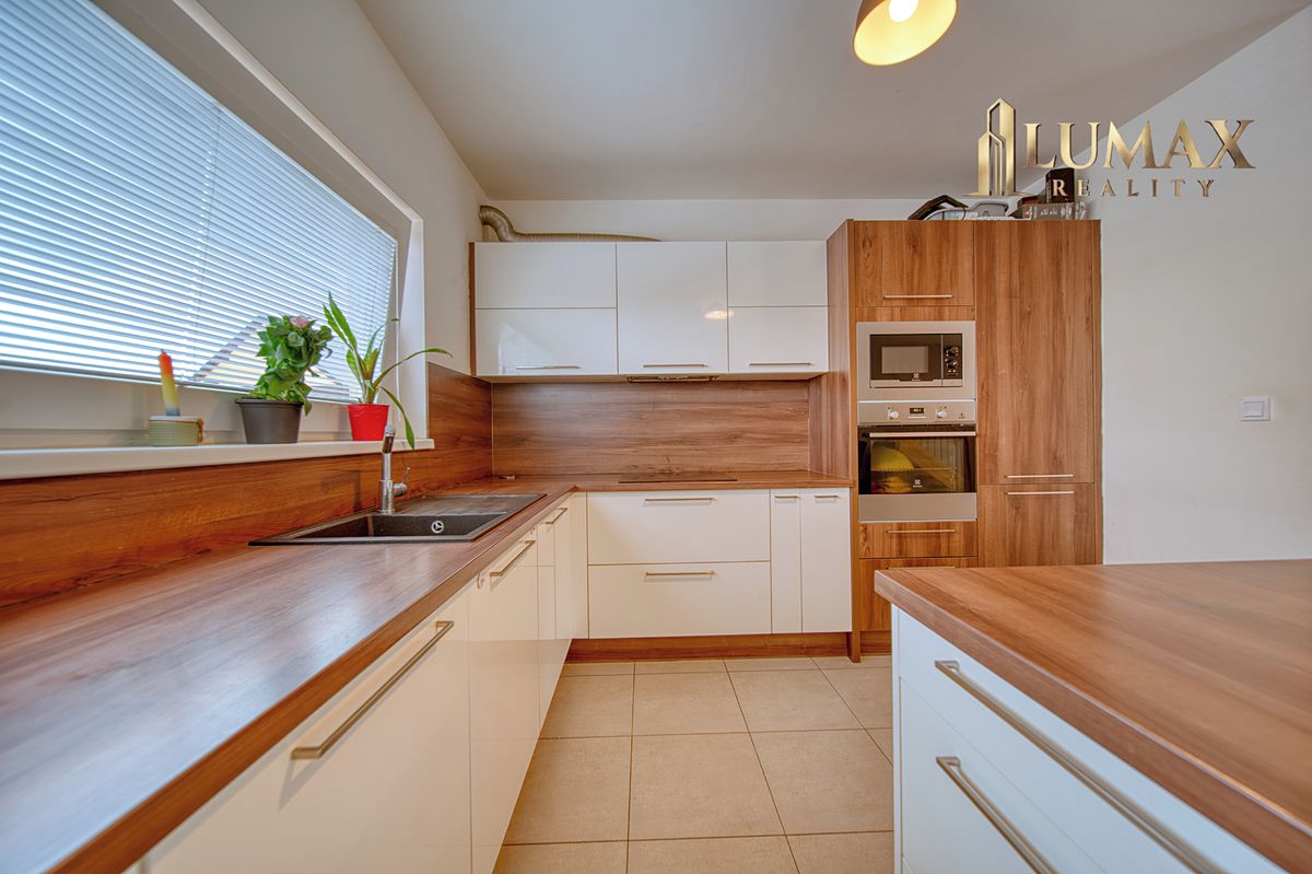 Prodej rodinného domu 110 m², pozemek 302 m² – fotografie 4
