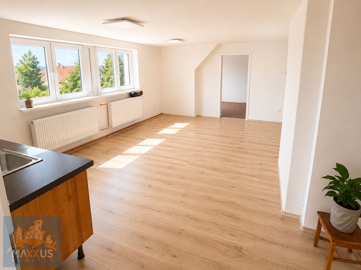 Pronájem bytu 4+kk 72 m²