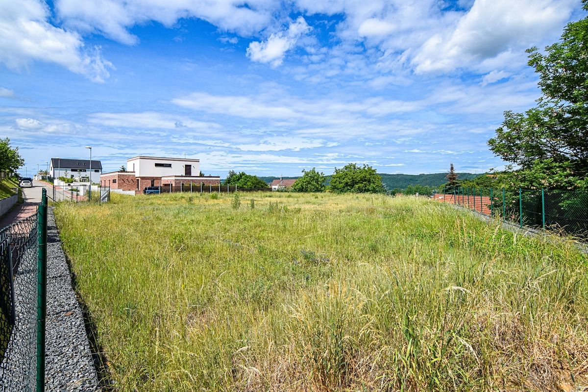 Prodej stavebního pozemku 2214 m² – fotografie 5