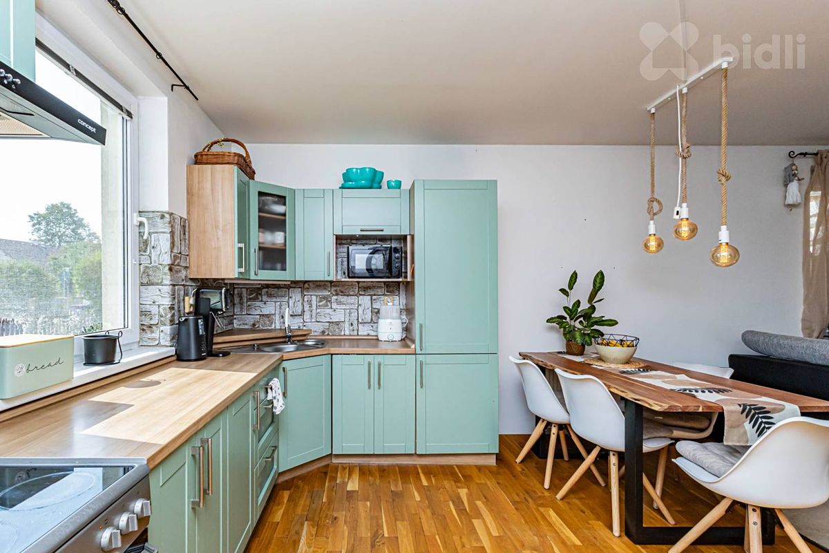 Prodej rodinného domu 150 m², pozemek 700 m² – fotografie 3