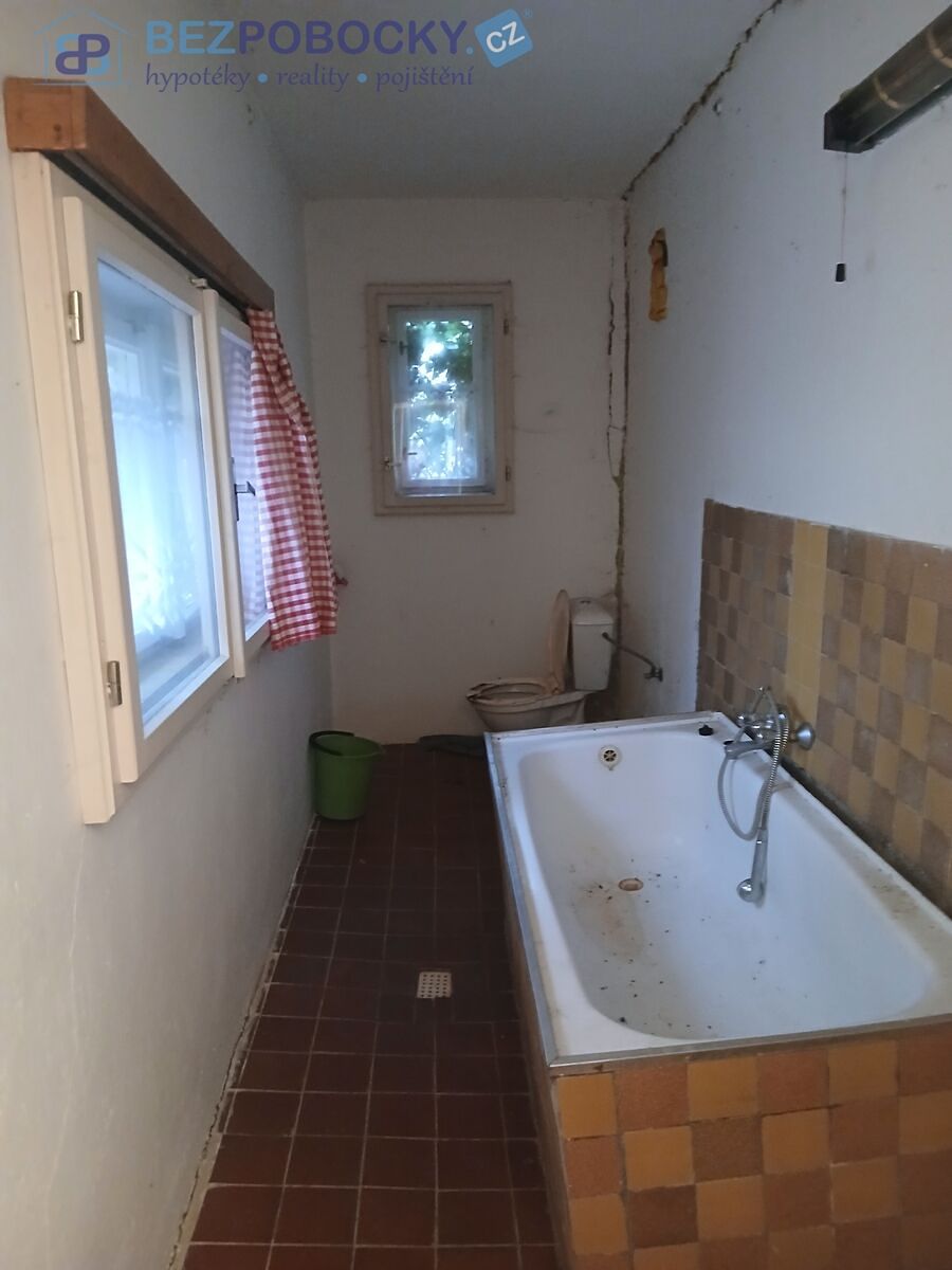 Prodej rodinného domu 95 m², pozemek 524 m² – fotografie 4