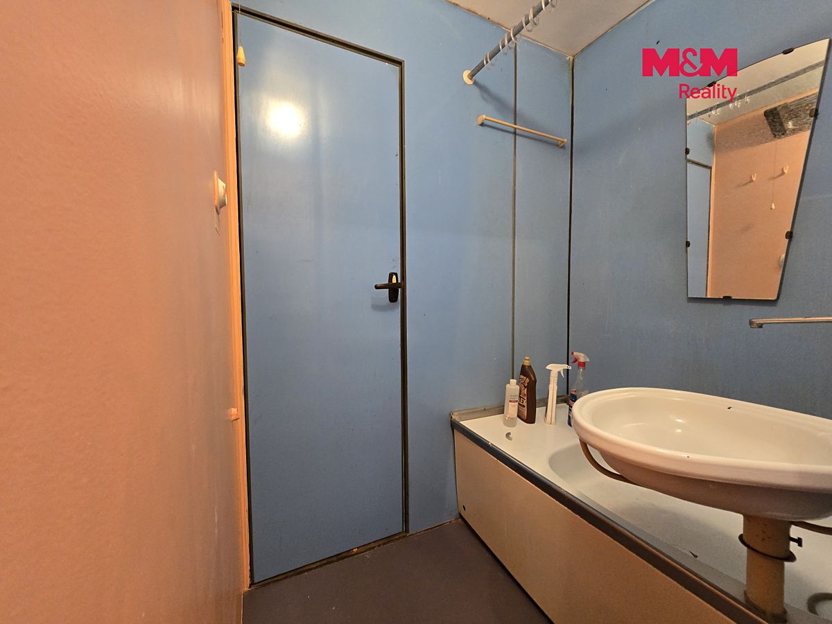 Pronájem bytu 1+kk 20 m² – fotografie 3