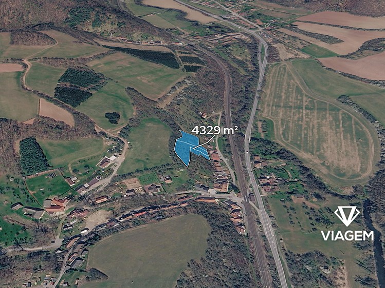 Prodej pozemku, 2 164 m² (1 z 4)