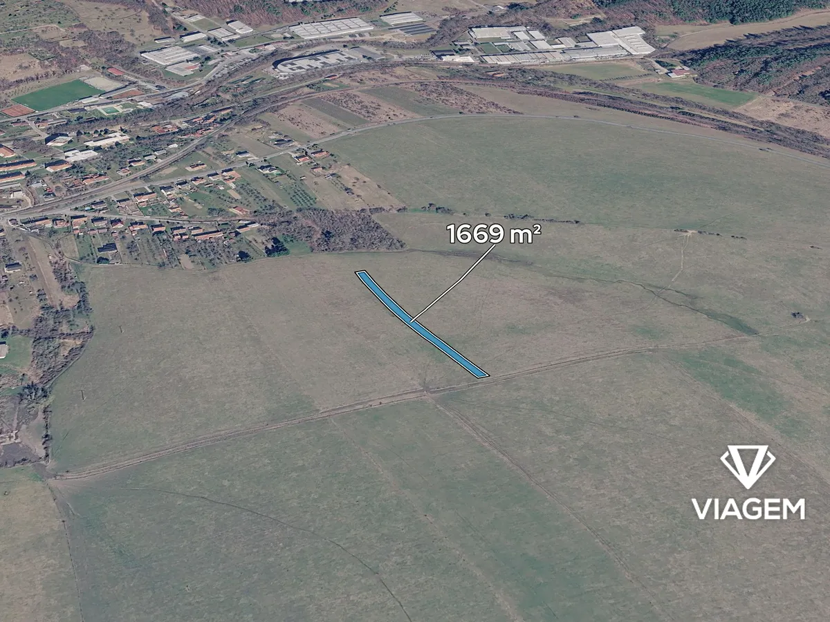 Prodej podílu 1/6 pole 278 m²