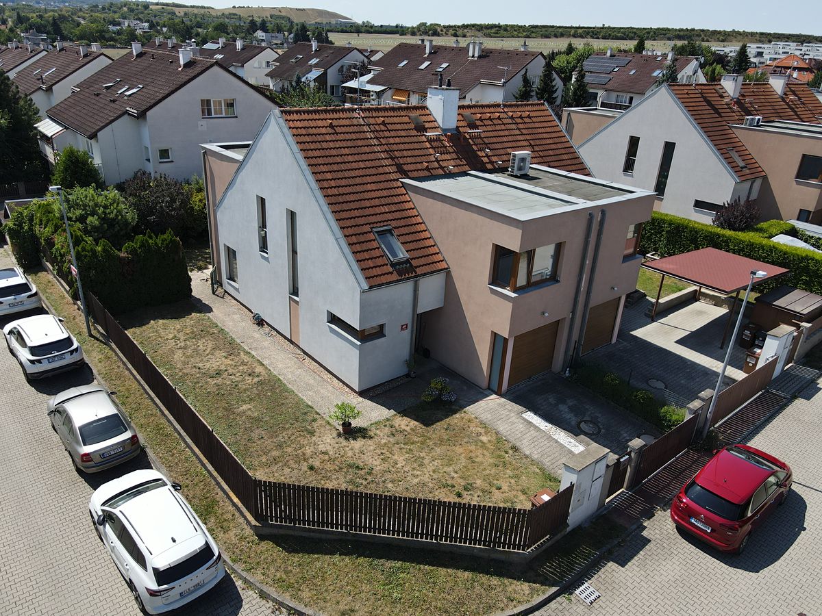 Prodej rodinného domu 159 m², pozemek 374 m²
