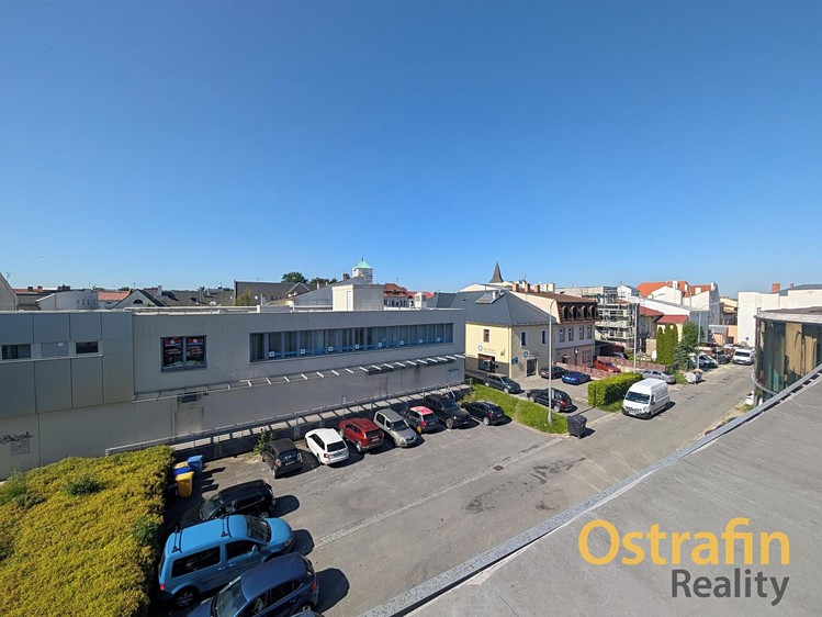 Pronájem komerčního prostoru, 150 m² (14 z 21)