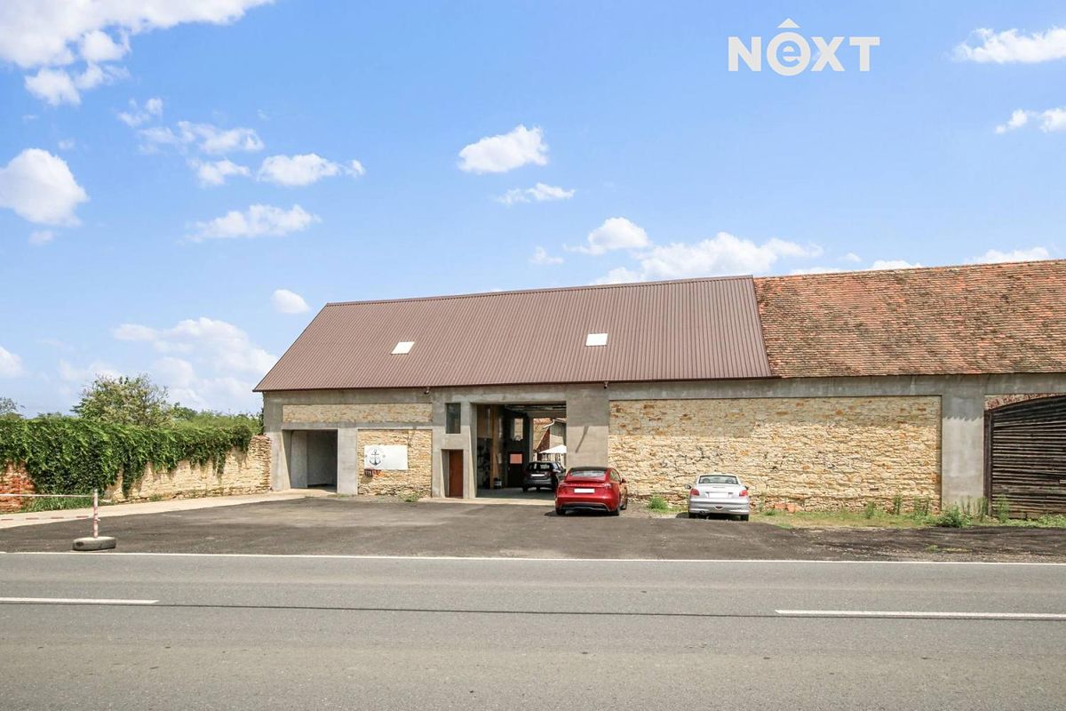 Pronájem skladového prostoru 70 m²