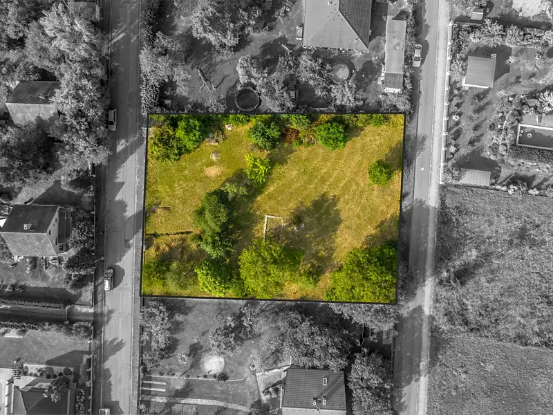 Prodej stavebního pozemku 1904 m², Mníšek pod Brdy – náhled fotky 3
