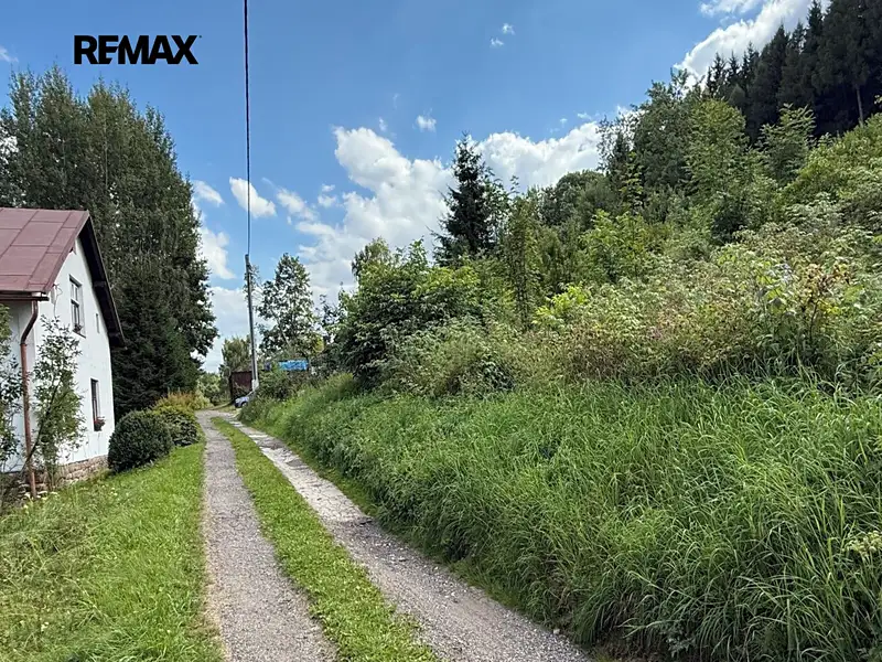 Prodej stavebního pozemku 902 m², Radvanice – náhled fotky 3