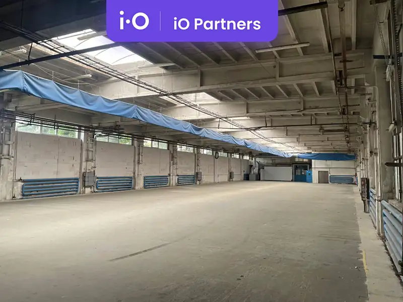 Pronájem skladového prostoru 5000 m², Praha – náhled fotky 2