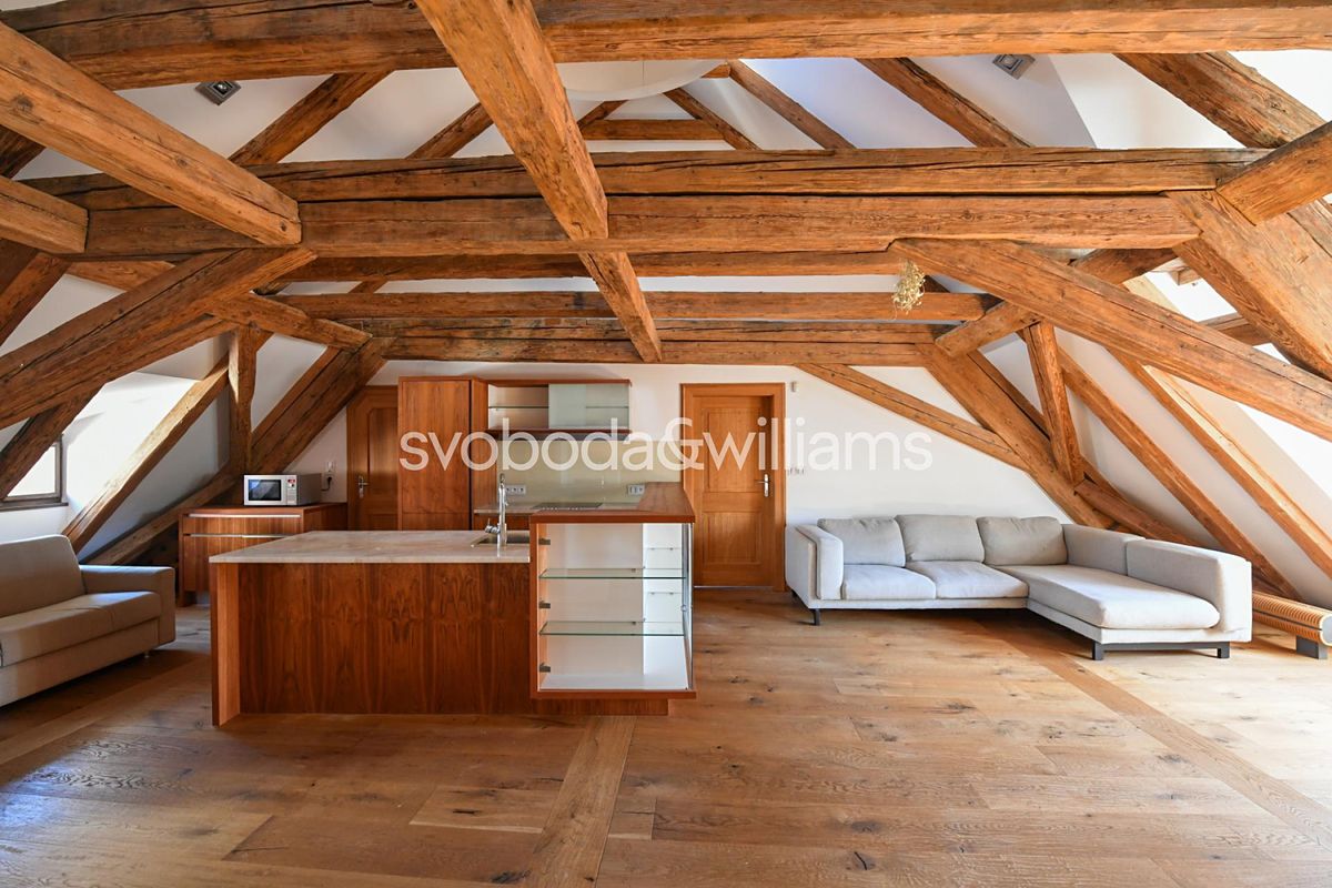 Pronájem bytu 3+kk 200 m²