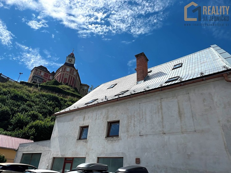 Комерційне приміщення на продаж, 370 м² (3 з 42)