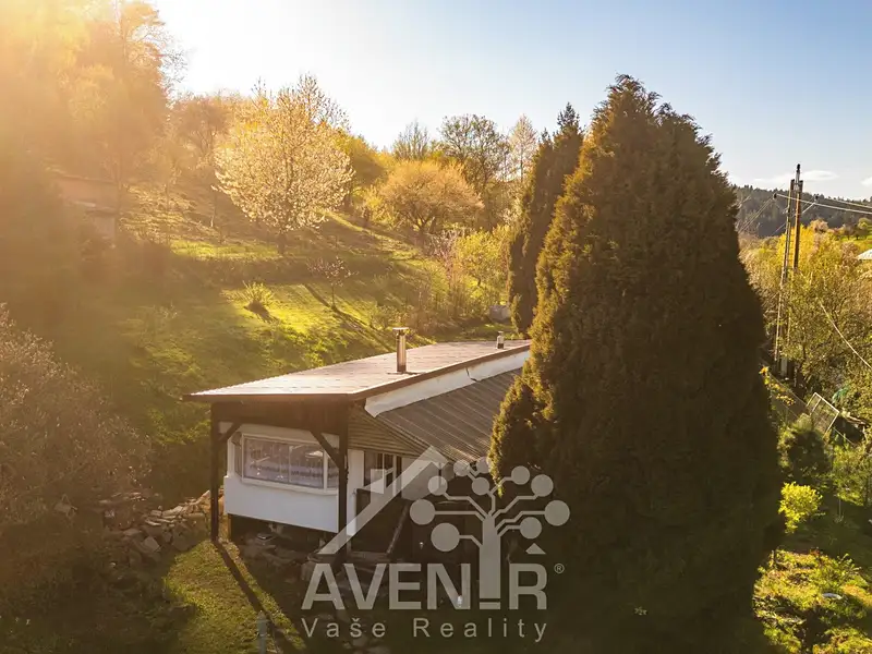 Prodej stavebního pozemku 1674 m², Kašava – náhled fotky 1