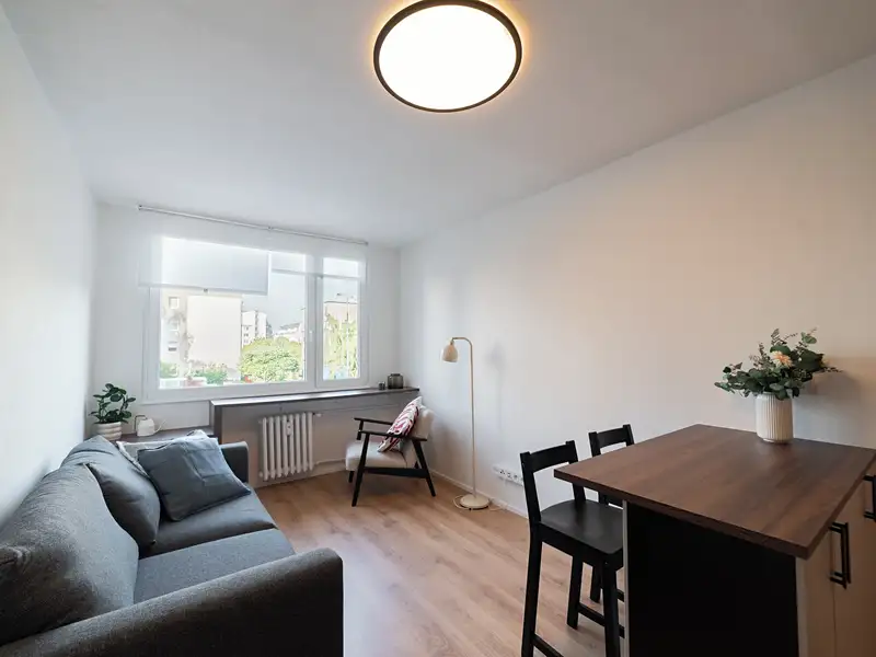 Prodej bytu 1+kk 24 m², Praha – náhled fotky 1