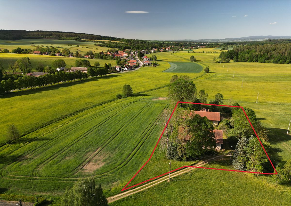 Prodej zemědělské usedlosti 280 m², pozemek 4500 m² – fotografie 3