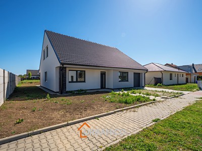 Prodej domu, 230 m² (2 z 27)