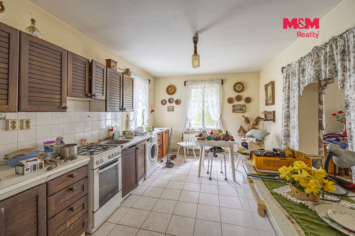 Prodej rodinného domu 380 m², pozemek 4584 m² – fotografie 5
