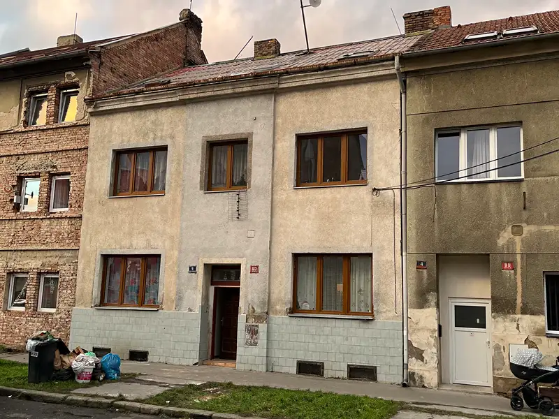 Prodej vícegeneračního domu 194 m², pozemek 271 m², Ústí nad Labem – náhled fotky 1