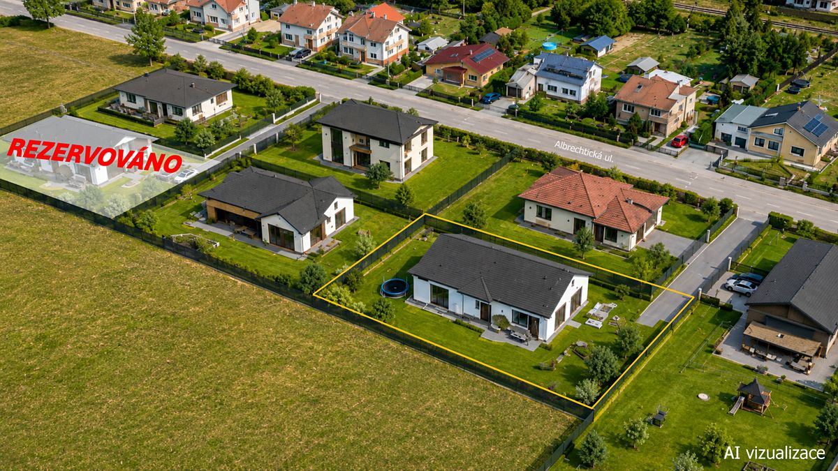 Prodej stavebního pozemku 1102 m²