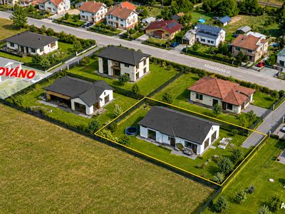 Prodej stavebního pozemku 1102 m²