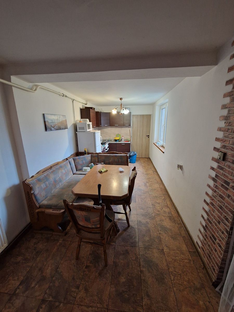 Pronájem rodinného domu 240 m², pozemek 487 m² – fotografie 4