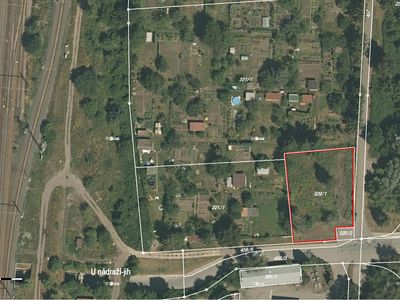 Prodej pozemku 1215 m²
