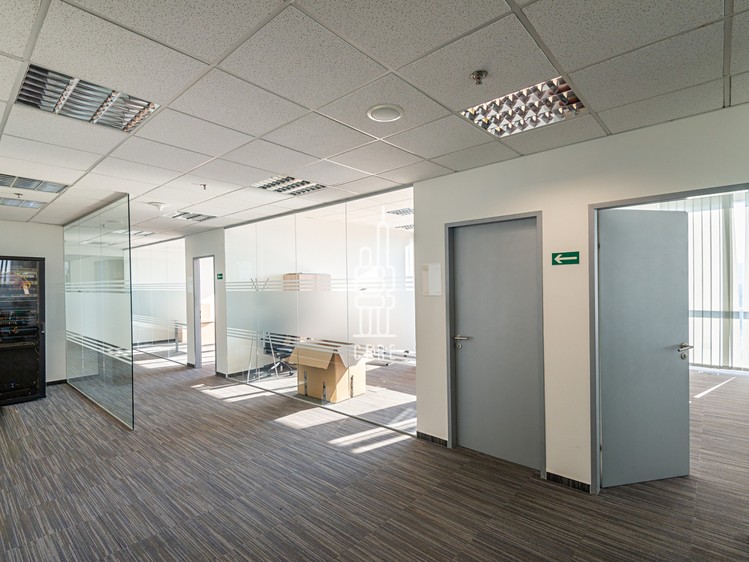 Gewerbefläche zur Miete, 244 m² (6 von 9)