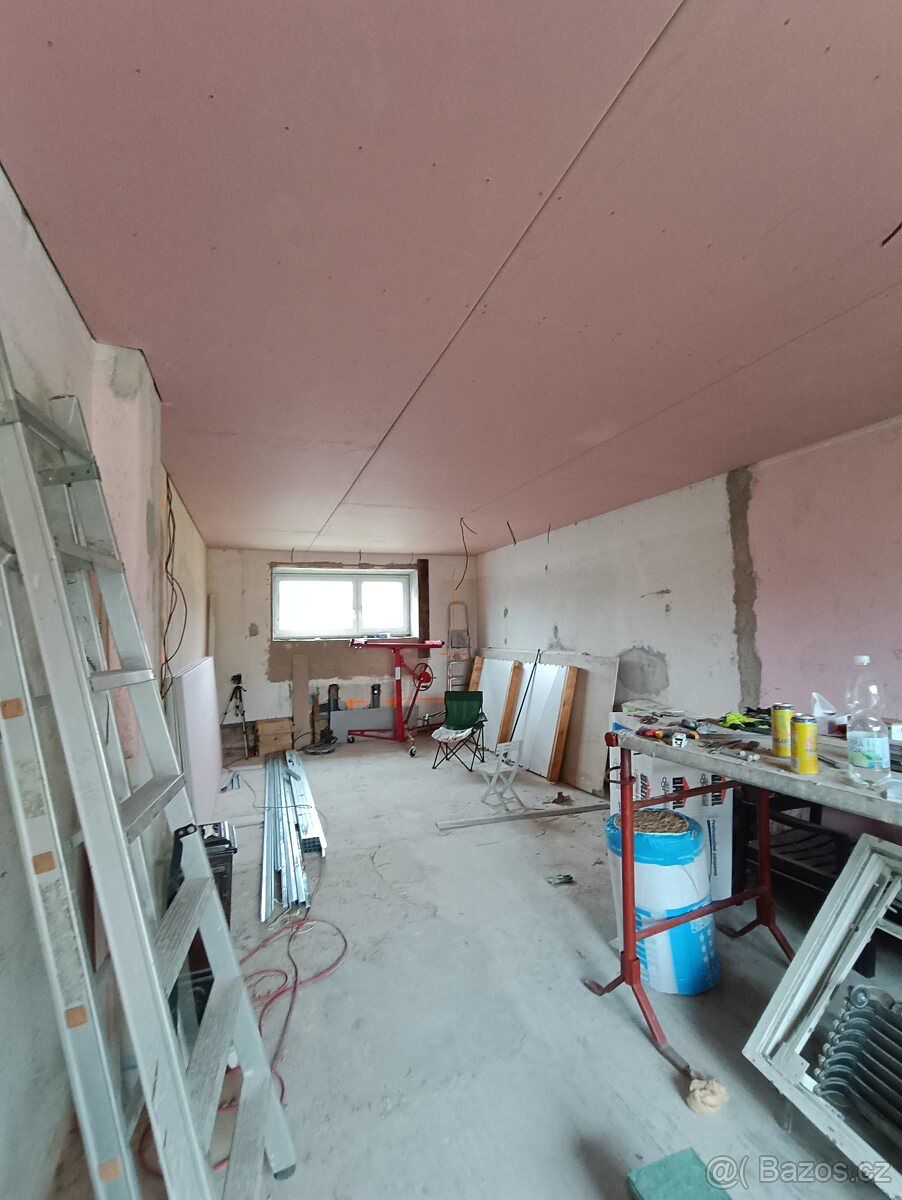 Prodej rodinného domu 200 m², pozemek 780 m² – fotografie 5