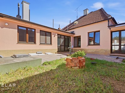 Prodej  rodinného domu 240 m², pozemek 663 m²