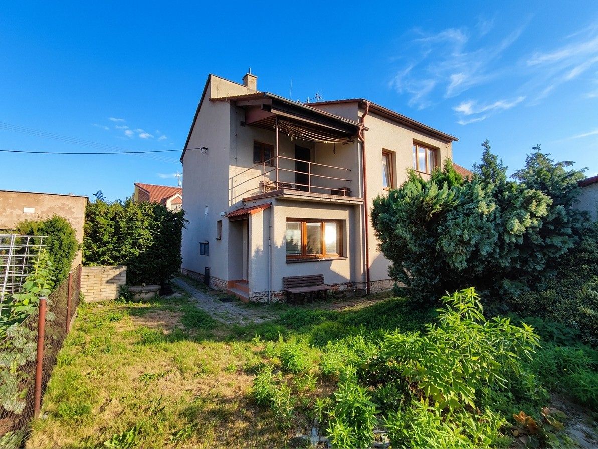 Prodej rodinného domu 168 m², pozemek 277 m² – fotografie 3