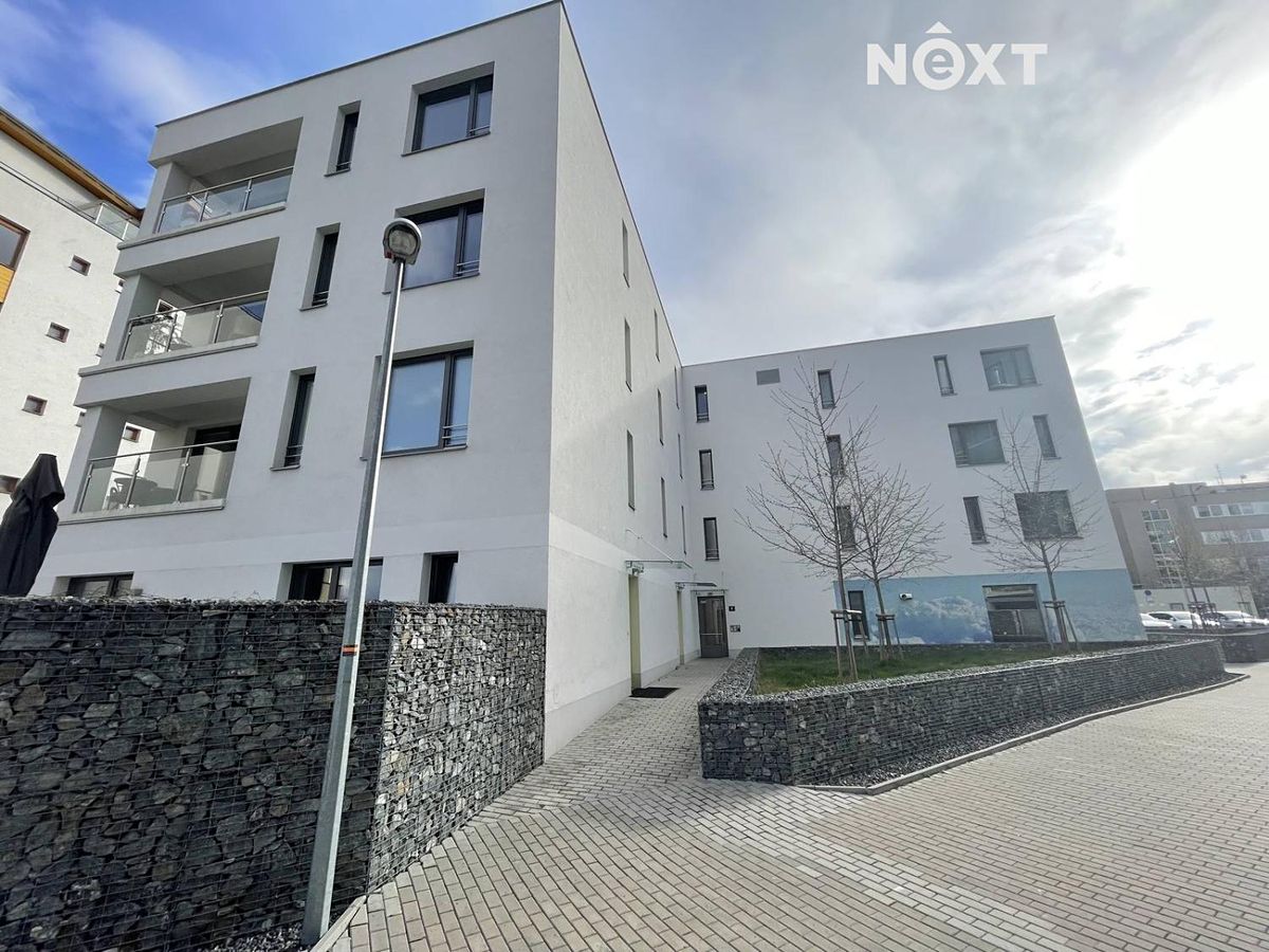 Pronájem bytu 1+kk 39 m²