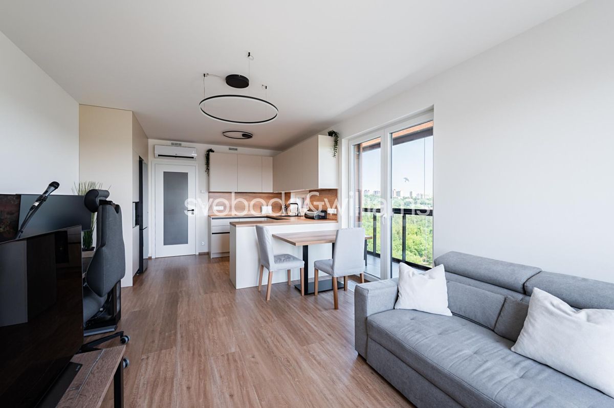Pronájem bytu 2+kk 62 m²
