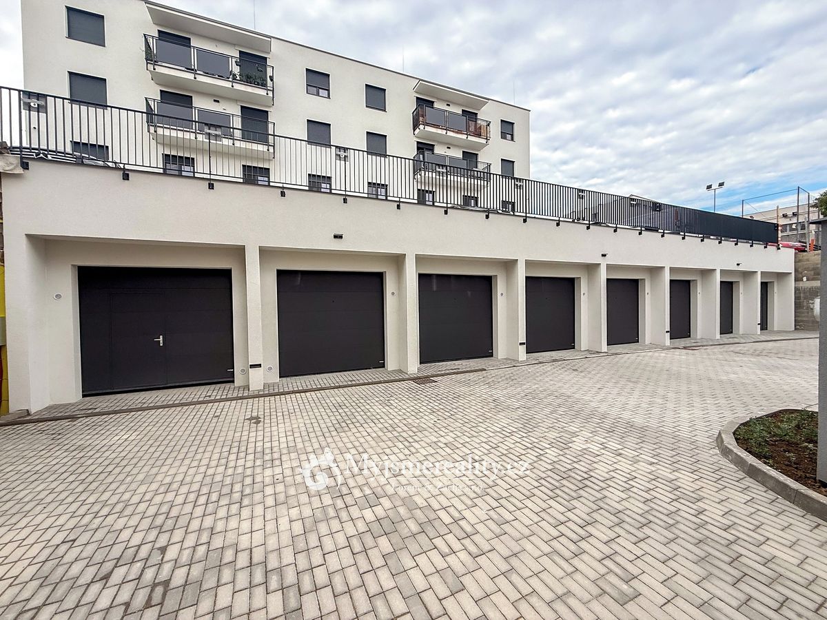 Pronájem garáže 20 m² – fotografie 2