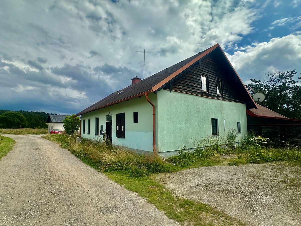 Prodej rodinného domu 250 m², pozemek 578 m² – fotografie 5