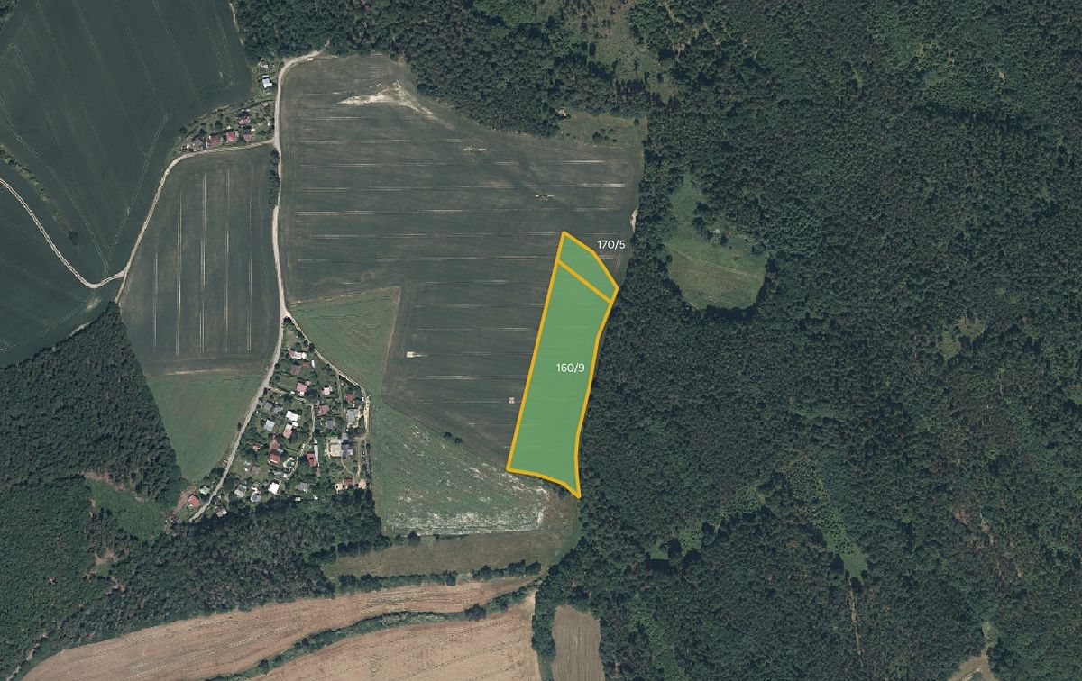 Prodej pole 13976 m²